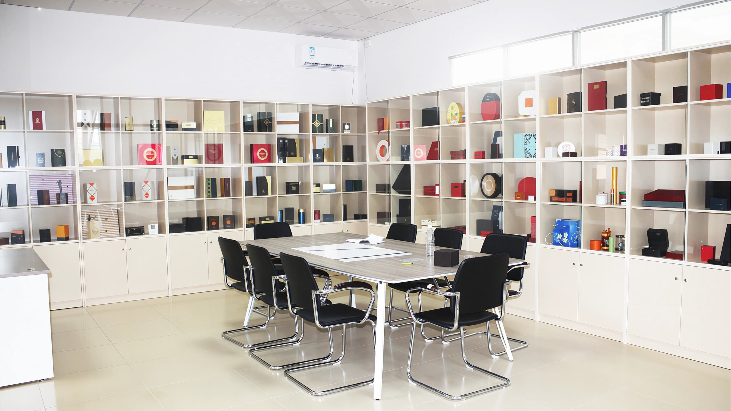 Luxury custom packaging RFQ reference