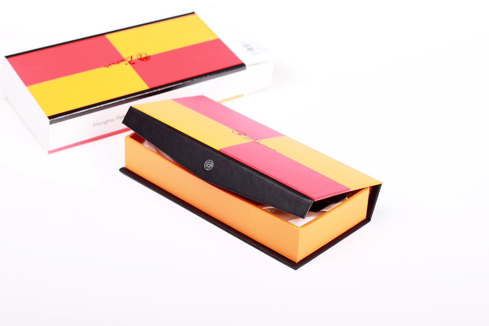 Magnetic Closure Boxes for Premium Launches and Gift Sets packaging sample 2